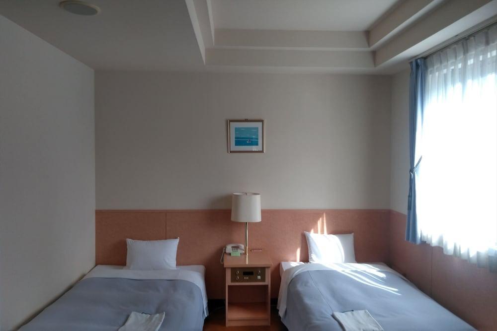 Oyo Teine Station Hotel Сапоро Екстериор снимка