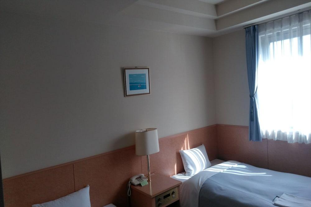 Oyo Teine Station Hotel Сапоро Екстериор снимка